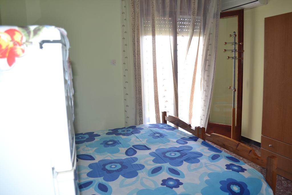 Appartement House Souzanna à Toroni Extérieur photo